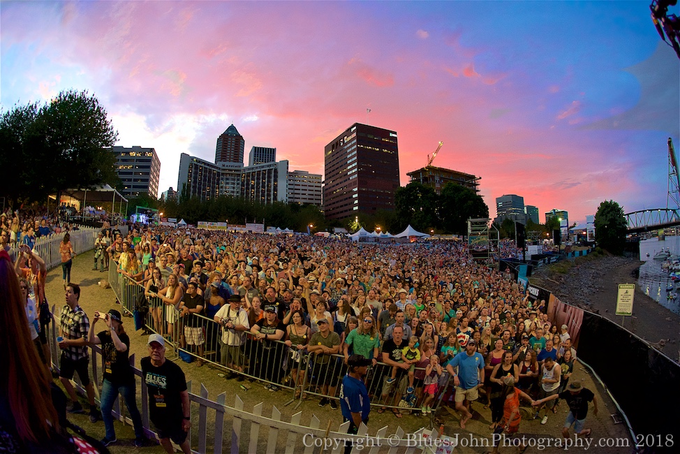 Waterfront Blues Festival, Tom McCall Waterfront Park, photo by John Alcala