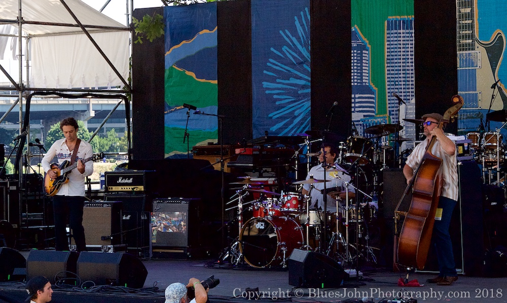 Waterfront Blues Festival, Tom McCall Waterfront Park, photo by John Alcala