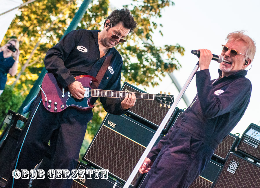 The Boxmasters, Riverfront Park, photo by Bob Gersztyn