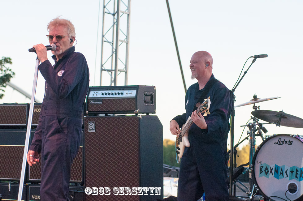 The Boxmasters, Riverfront Park, photo by Bob Gersztyn
