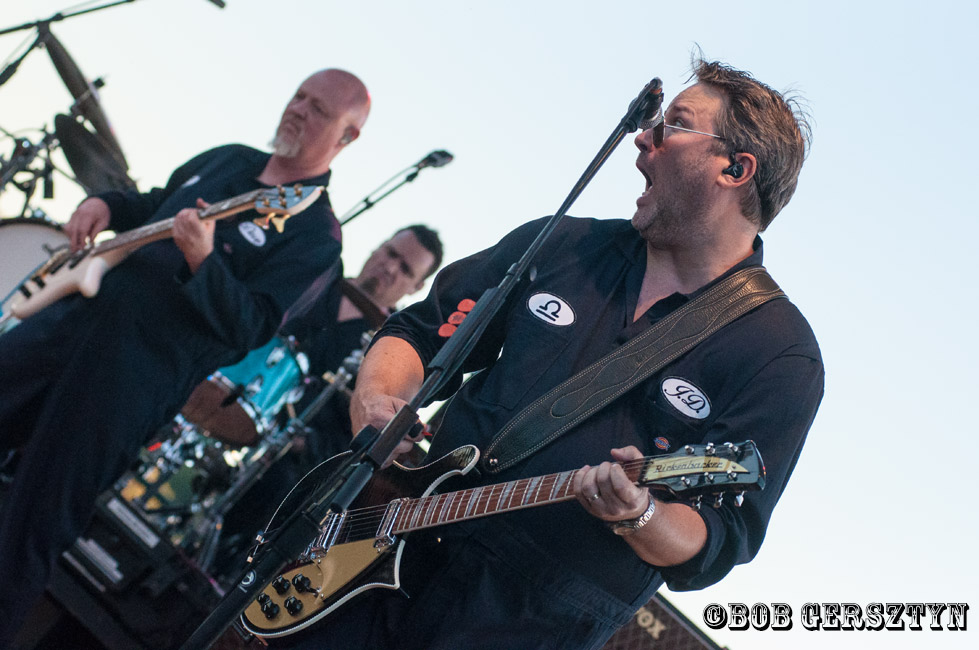 The Boxmasters, Riverfront Park, photo by Bob Gersztyn