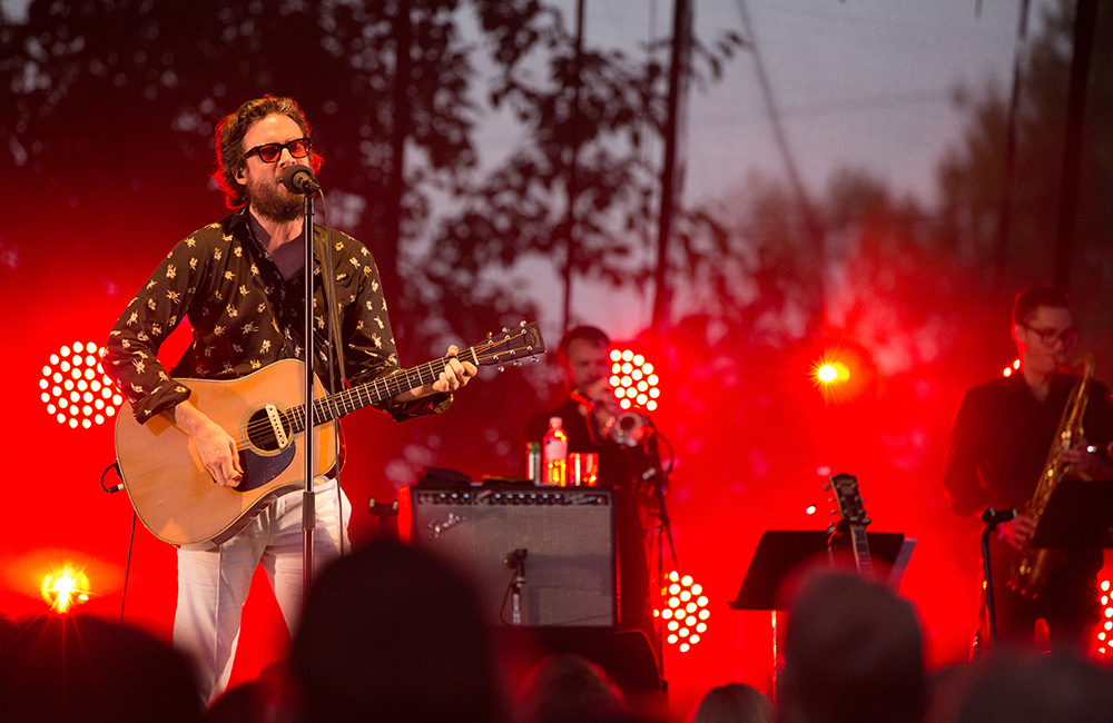 Father John Misty, Edgefield Amphitheater, photo by Joe Duquette