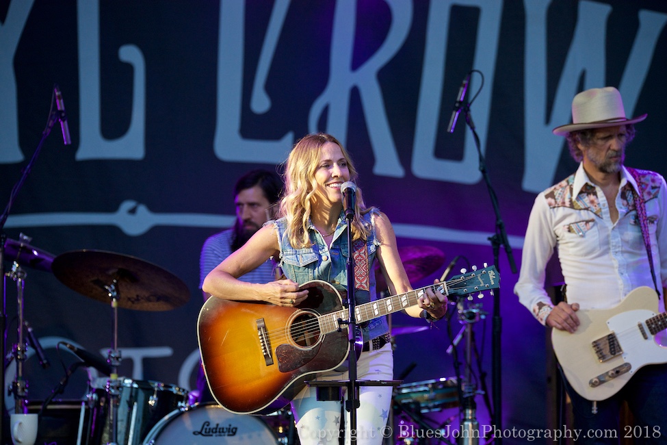 Sheryl Crow, Edgefield Amphitheater, photo by John Alcala