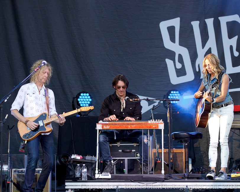 Sheryl Crow, Edgefield Amphitheater, photo by John Alcala