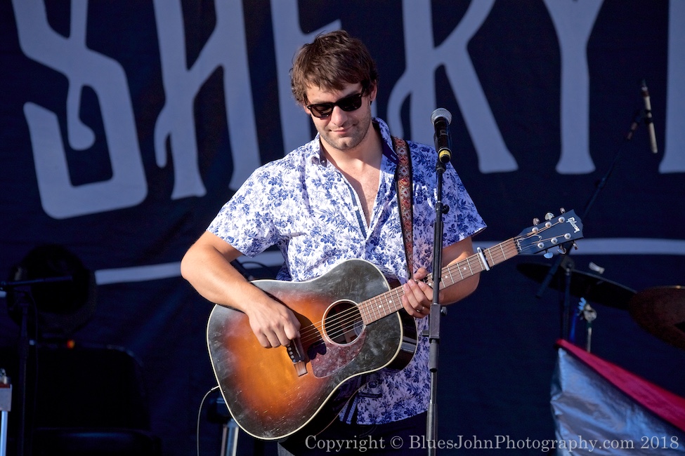 Caitlyn Smith, Edgefield Amphitheater, photo by John Alcala