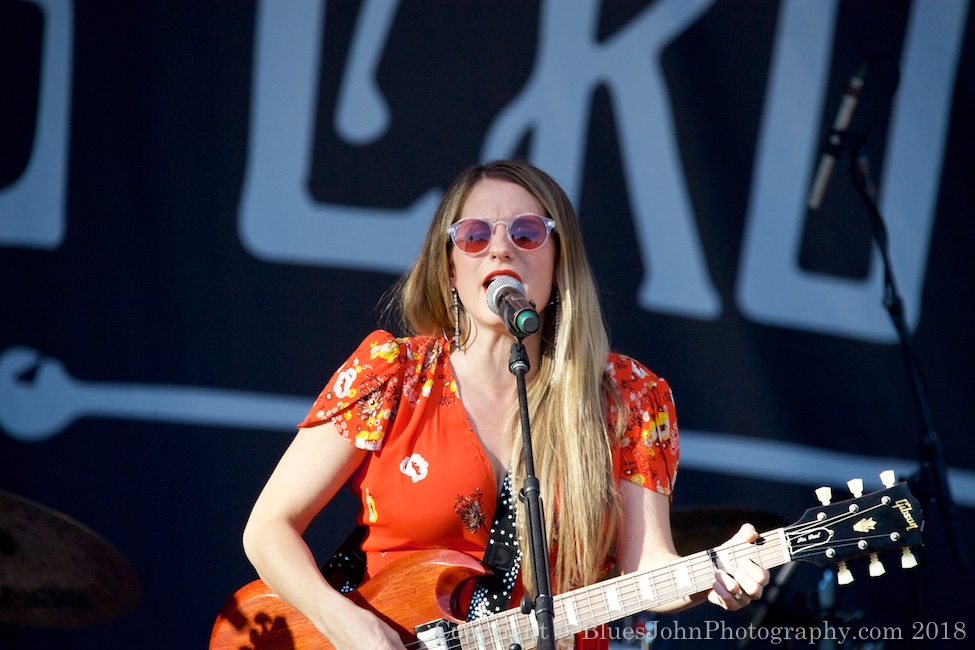 Caitlyn Smith, Edgefield Amphitheater, photo by John Alcala