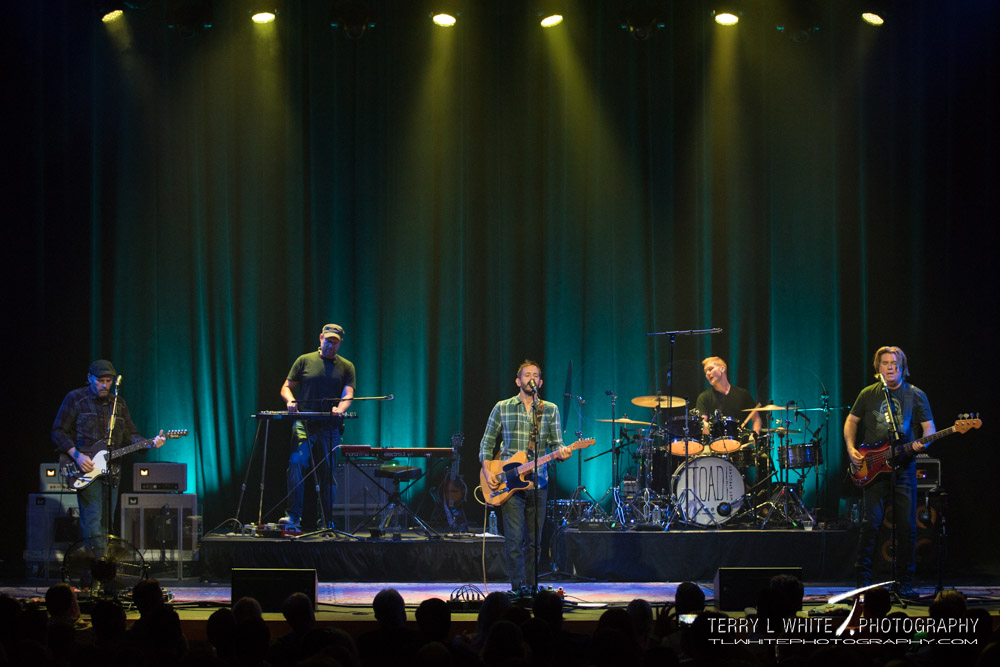 Toad the Wet Sprocket, Revolution Hall, photo by Terry White