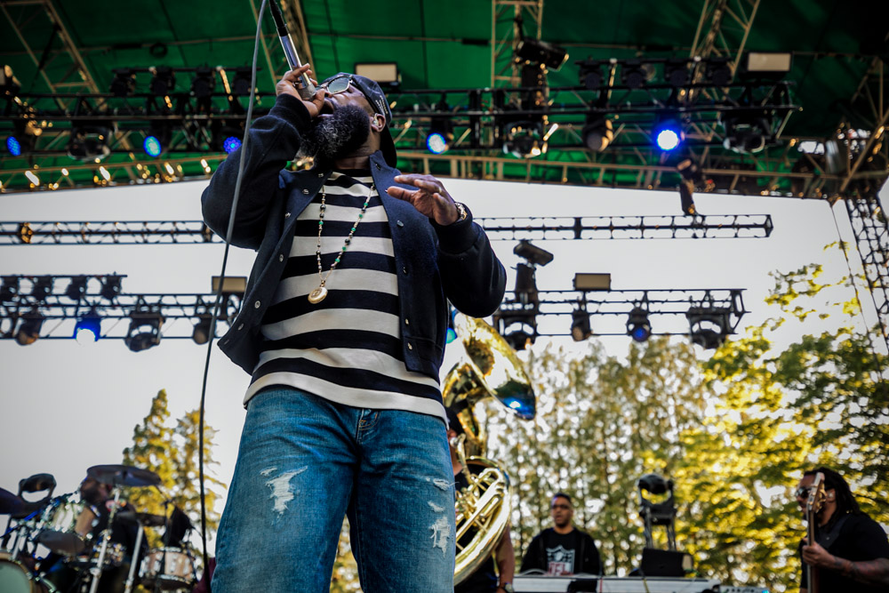 The Roots, Oregon Zoo Amphitheatre, photo by Tojo Andrianarivo