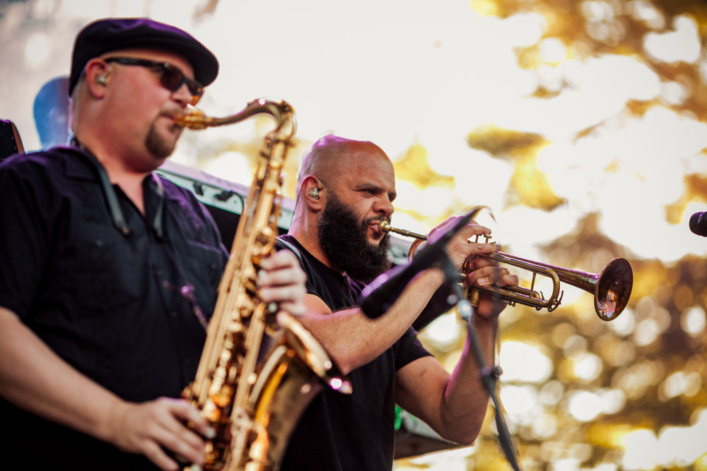 The Roots, Oregon Zoo Amphitheatre, photo by Tojo Andrianarivo