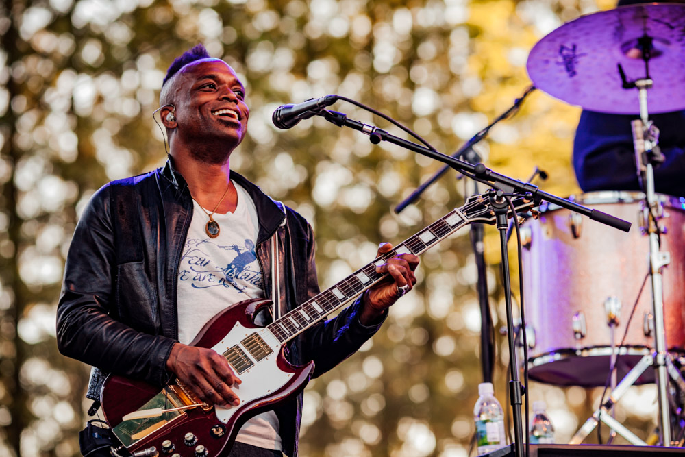 The Roots, Oregon Zoo Amphitheatre, photo by Tojo Andrianarivo