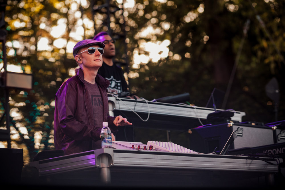The Roots, Oregon Zoo Amphitheatre, photo by Tojo Andrianarivo