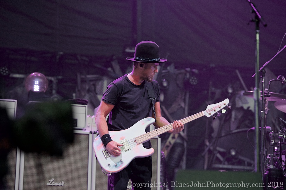 Pearl Jam, Safeco Field, photo by John Alcala