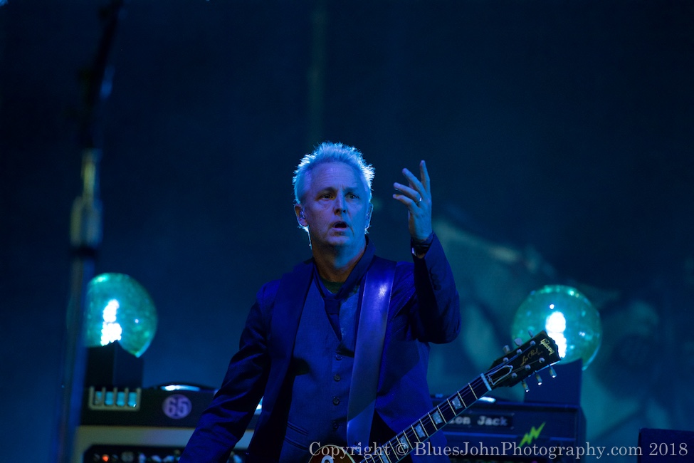 Pearl Jam, Safeco Field, photo by John Alcala