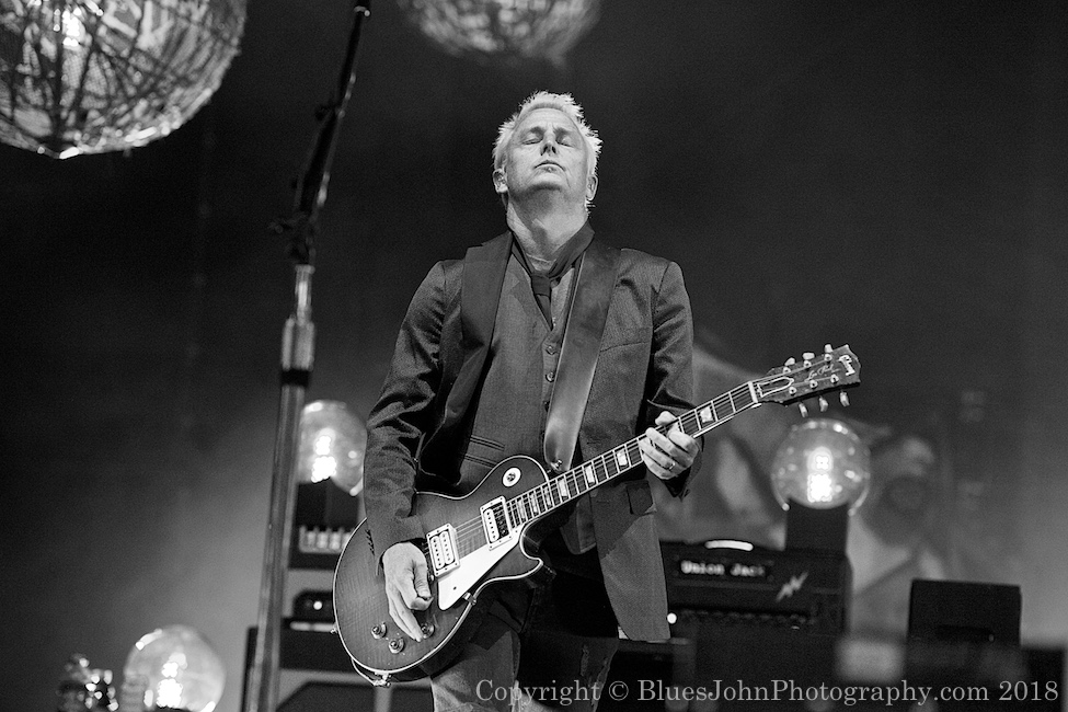 Pearl Jam, Safeco Field, photo by John Alcala
