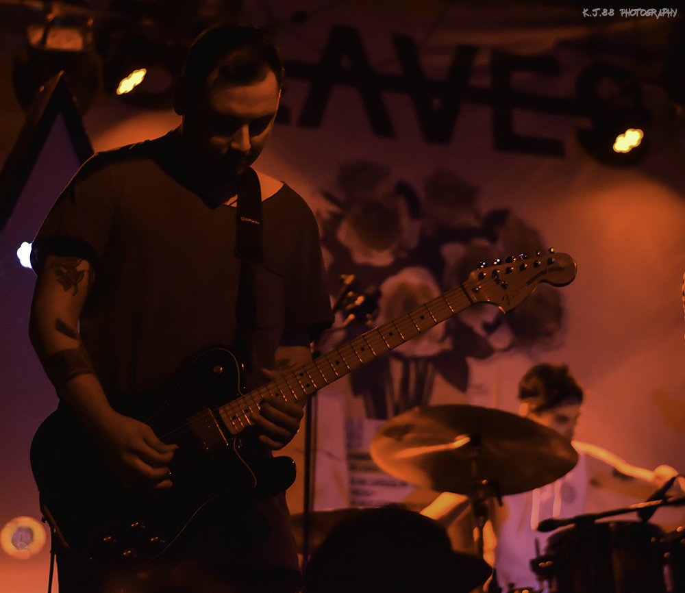 Slaves, Dante's, photo by Kevin Pettigrew
