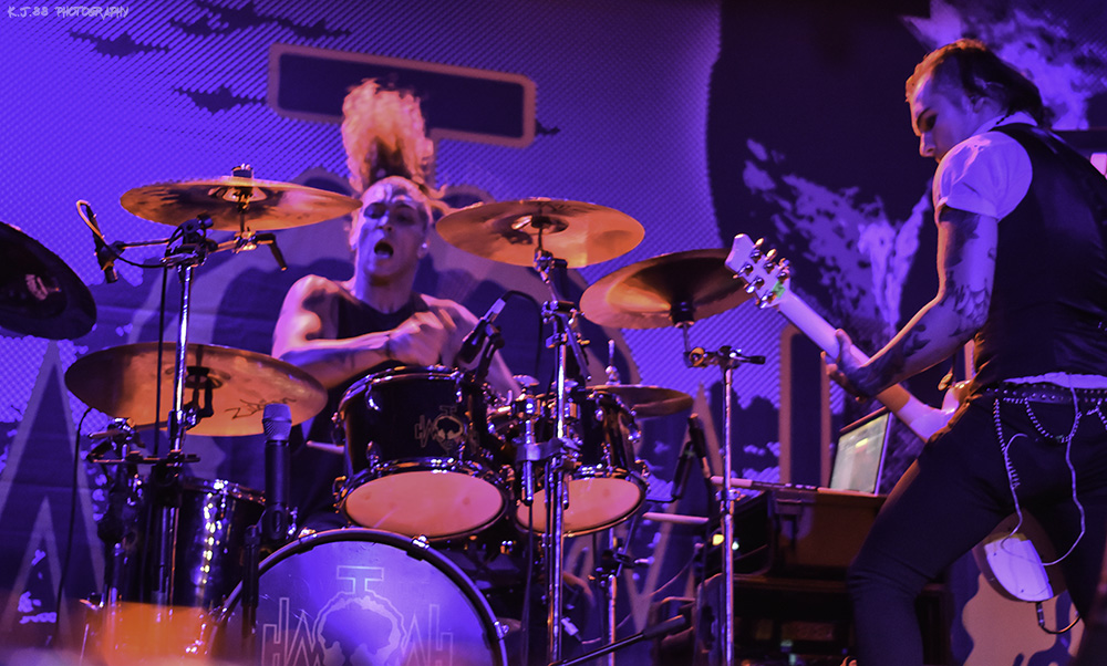 Till Death Do Us Part, Hawthorne Theatre, photo by Kevin Pettigrew