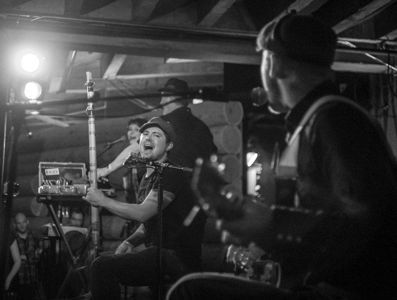 Sassparilla, Doug Fir Lounge, photo by Veronica Rose