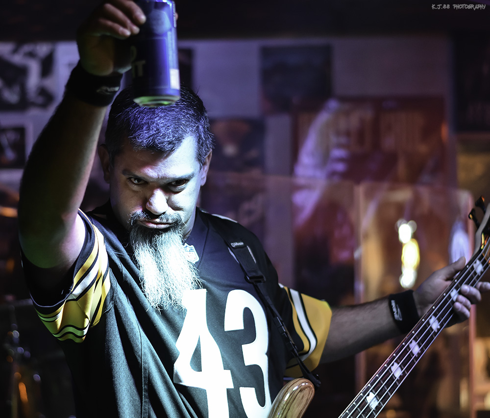 Battle Axe Massacre, The Heavy Metal Brewing Co., photo by Kevin Pettigrew