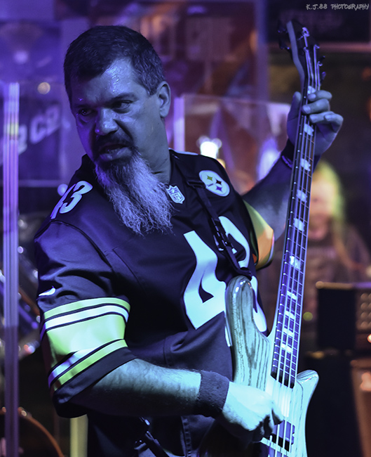 Battle Axe Massacre, The Heavy Metal Brewing Co., photo by Kevin Pettigrew