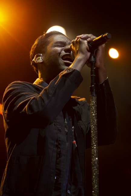 Leon Bridges, Edgefield Amphitheater, photo by Dune Stewart