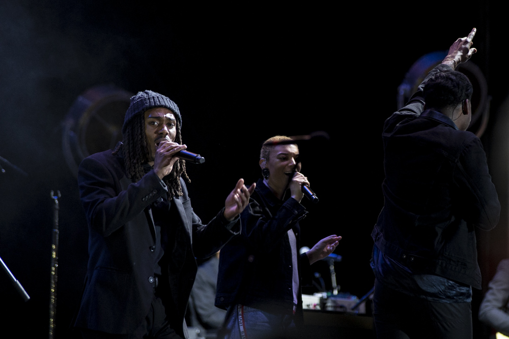 Leon Bridges, Edgefield Amphitheater, photo by Dune Stewart