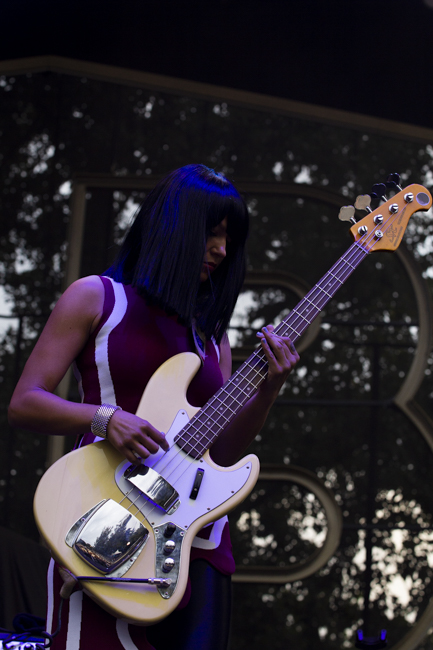 Khruangbin, Edgefield Amphitheater, photo by Dune Stewart
