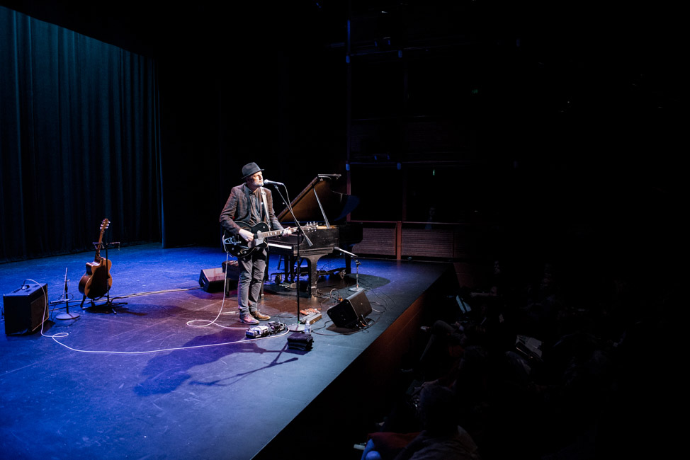 Casey Neill & The Norway Rats, Winningstad Theatre, photo by Ignacio Quintana