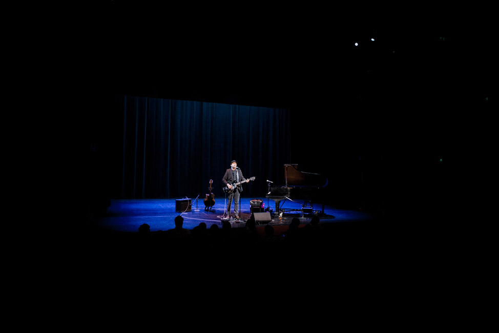 Casey Neill & The Norway Rats, Winningstad Theatre, photo by Ignacio Quintana