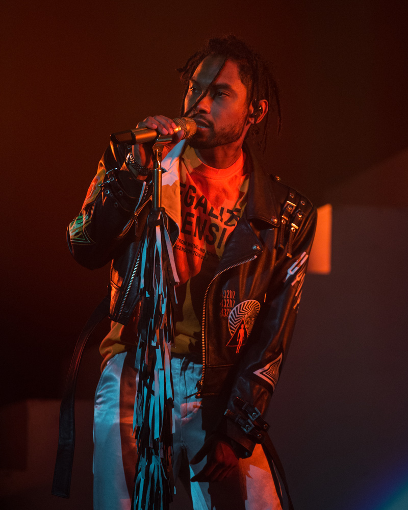 Miguel, Arlene Schnitzer Concert Hall, photo by Jensen Ocampo