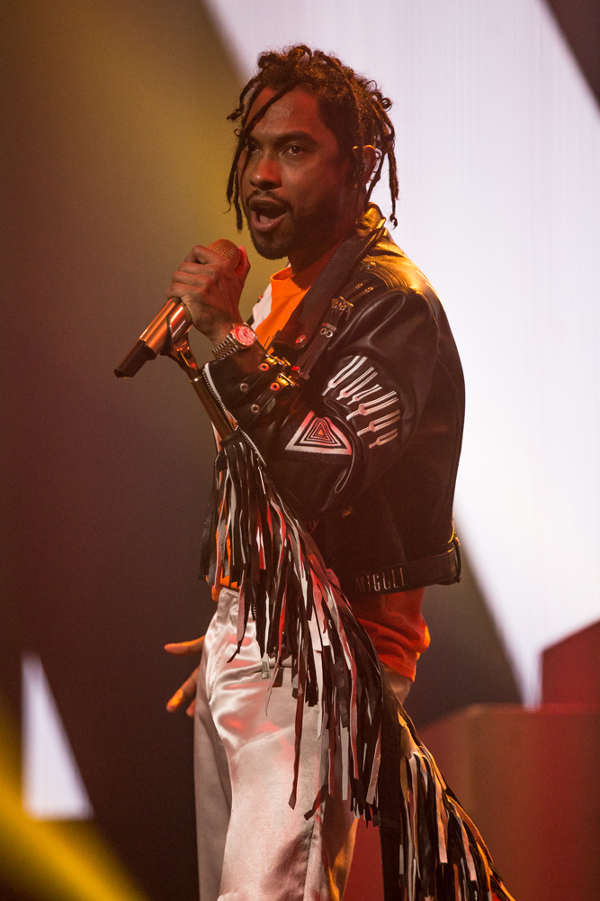 Miguel, Arlene Schnitzer Concert Hall, photo by Jensen Ocampo