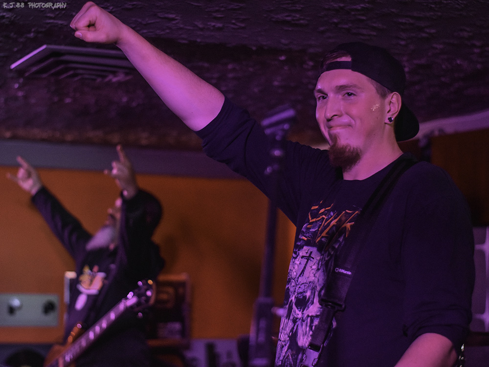 Proven, Eastside Bar and Grill, photo by Kevin Pettigrew