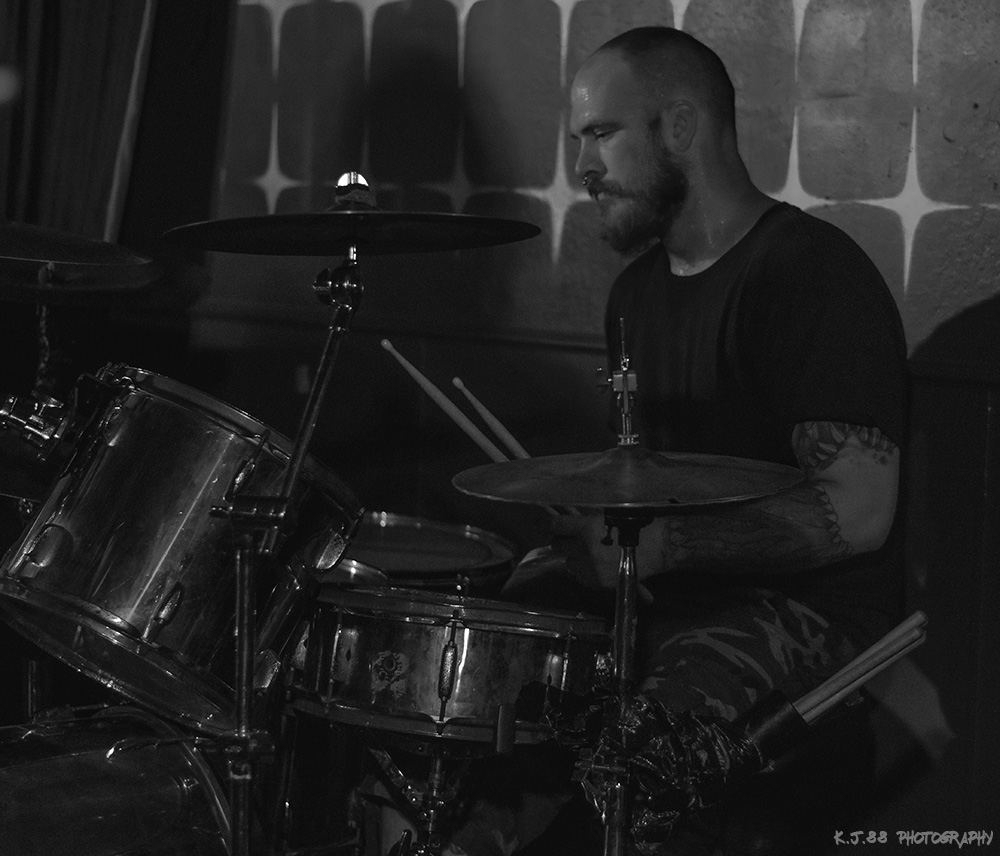 Proven, Eastside Bar and Grill, photo by Kevin Pettigrew