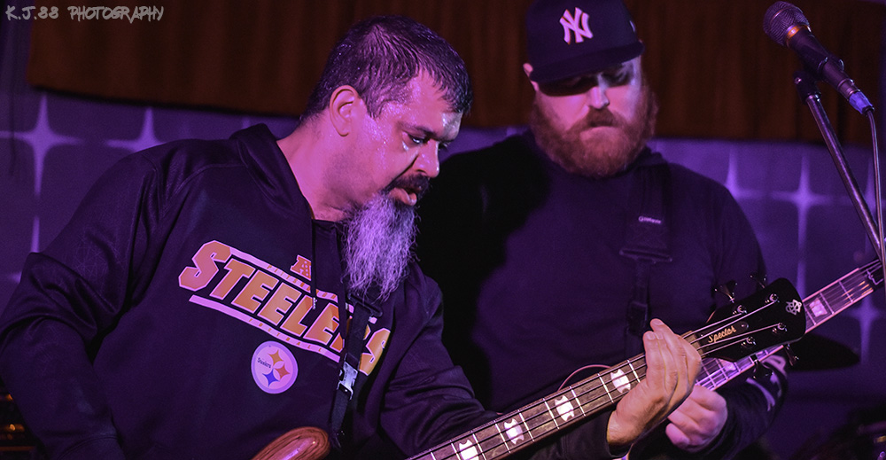 Proven, Eastside Bar and Grill, photo by Kevin Pettigrew