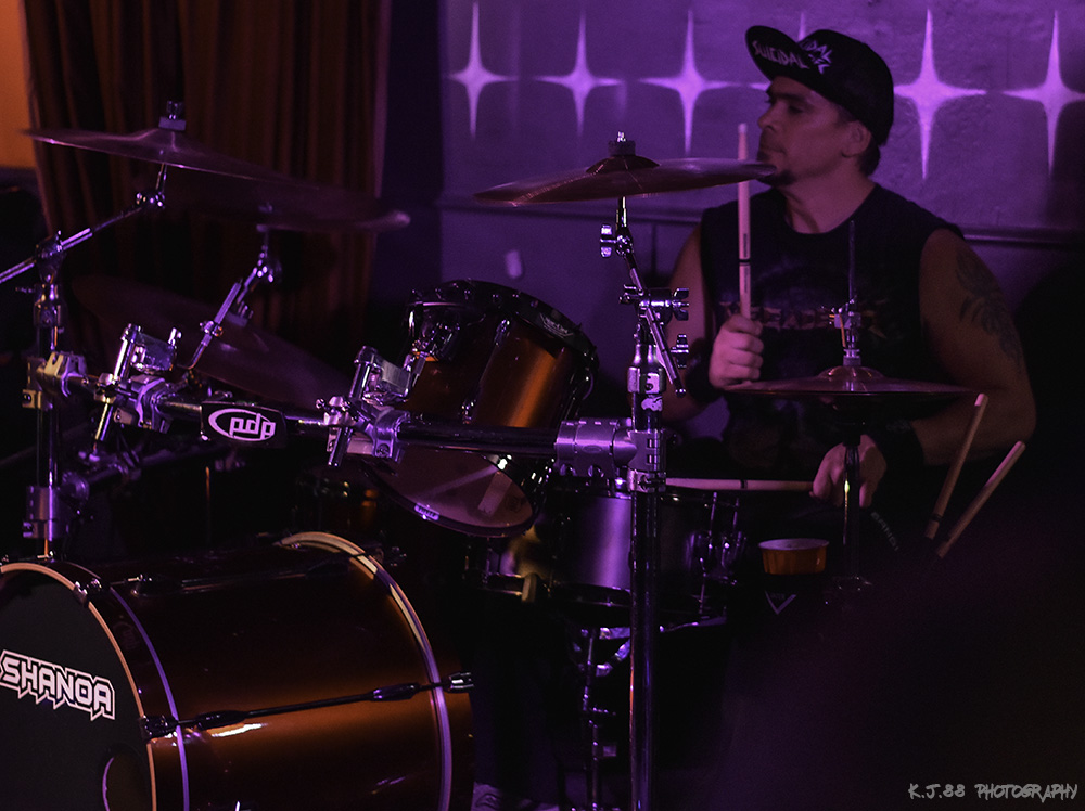 Shanoa, Eastside Bar and Grill, photo by Kevin Pettigrew