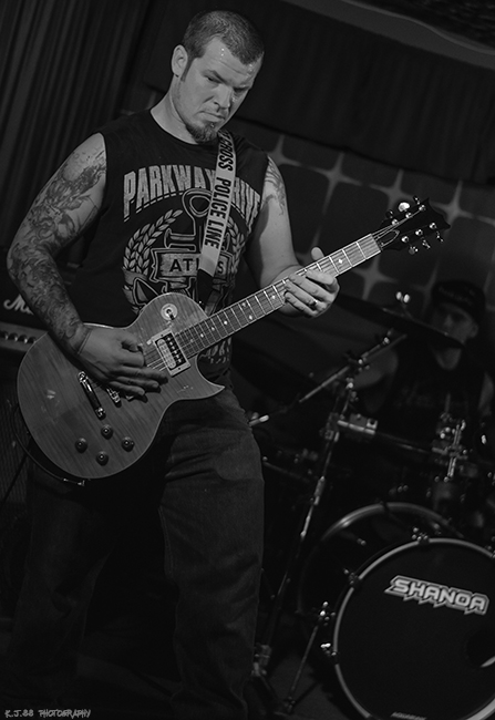 Shanoa, Eastside Bar and Grill, photo by Kevin Pettigrew