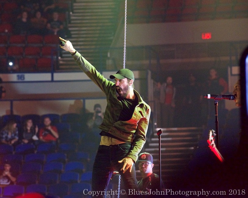 Breaking Benjamin, Veterans Memorial Coliseum, photo by John Alcala