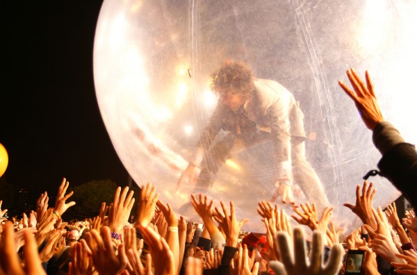 Wayne Coyne of The Flaming Lips: Photo by Jeanné Ellenby