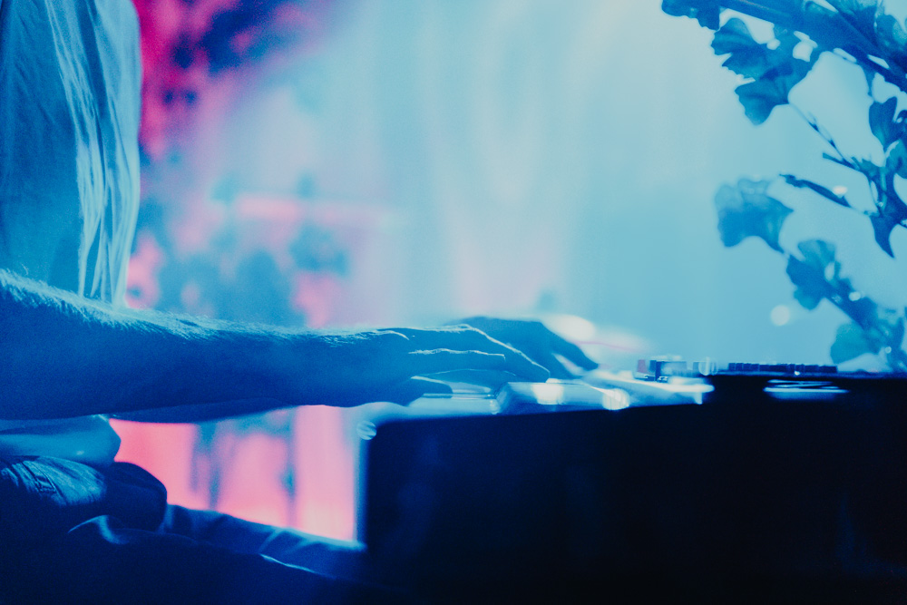 Novo Amor, Doug Fir Lounge, photo by Sydnie Kobza