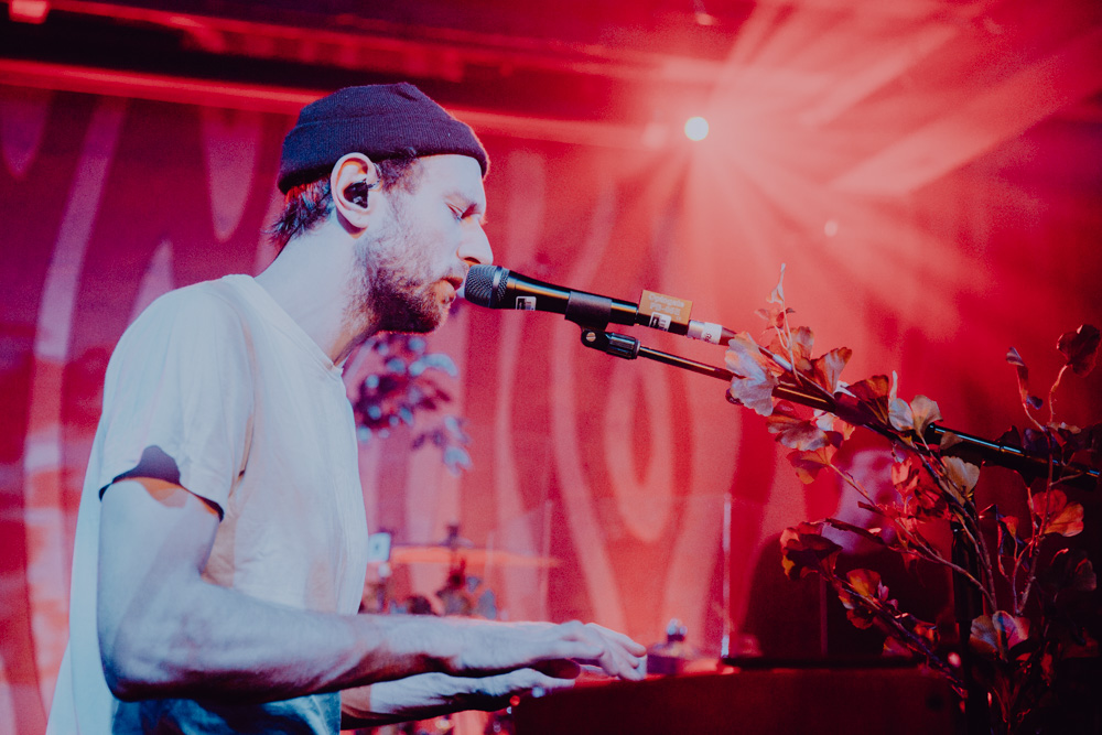 Novo Amor, Doug Fir Lounge, photo by Sydnie Kobza
