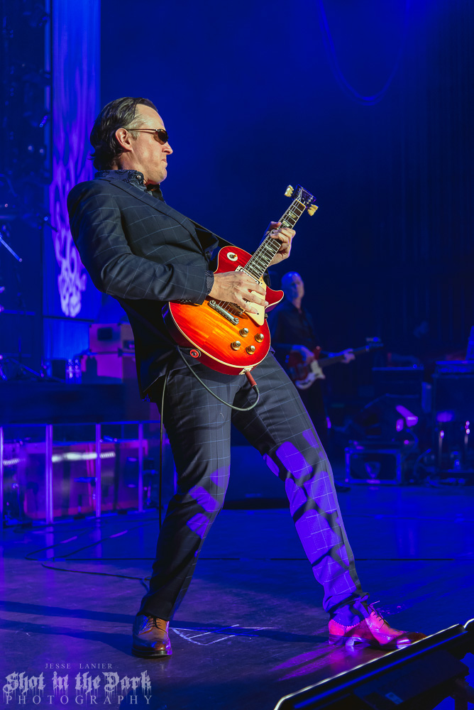 Joe Bonamassa, Arlene Schnitzer Concert Hall, photo by Jesse Lanier