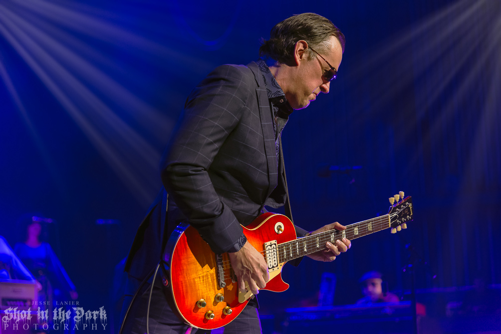 Joe Bonamassa, Arlene Schnitzer Concert Hall, photo by Jesse Lanier