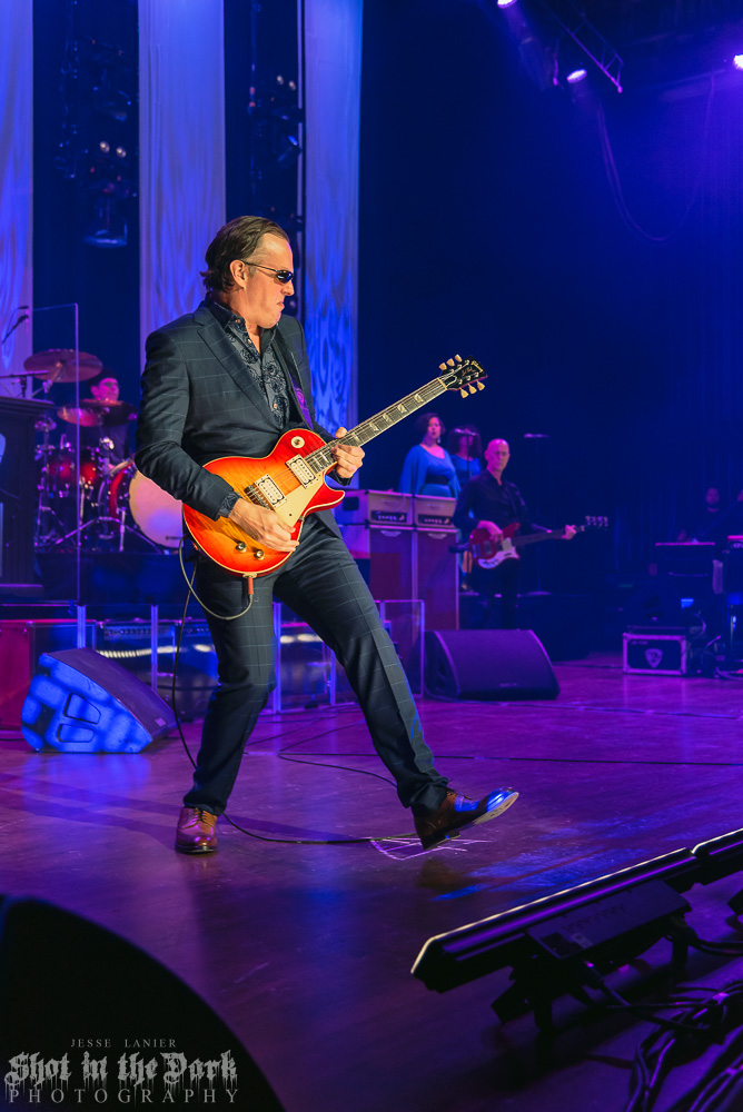Joe Bonamassa, Arlene Schnitzer Concert Hall, photo by Jesse Lanier