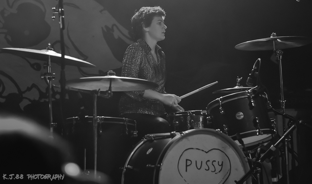 Thunderpussy, Wonder Ballroom, photo by Kevin Pettigrew