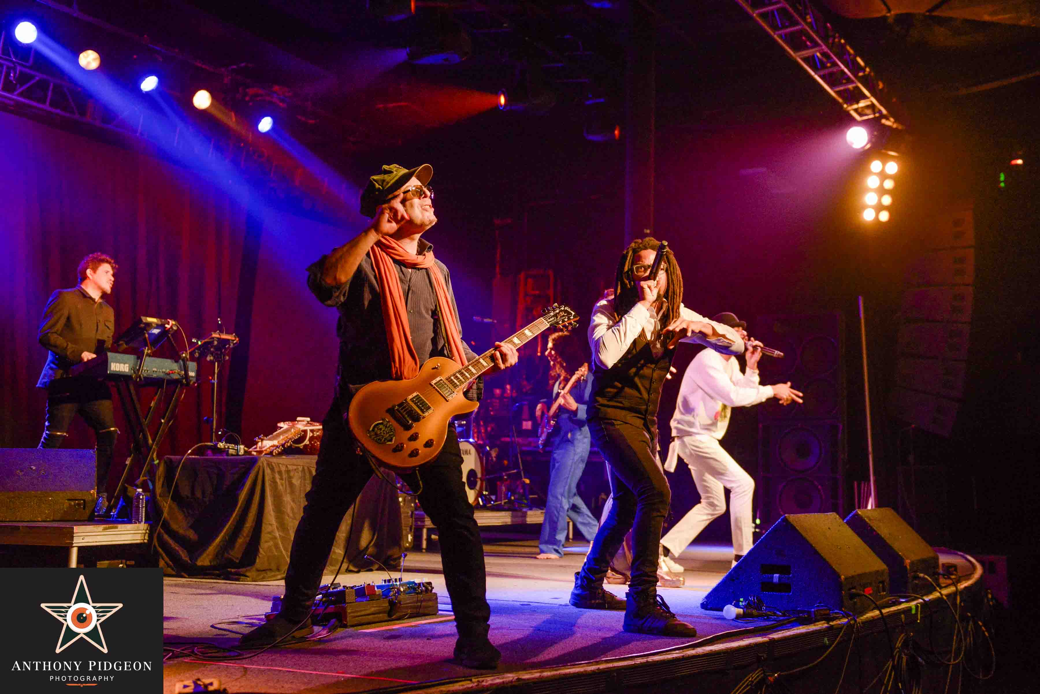 Thievery Corporation, Roseland Theater, photo by Anthony Pidgeon