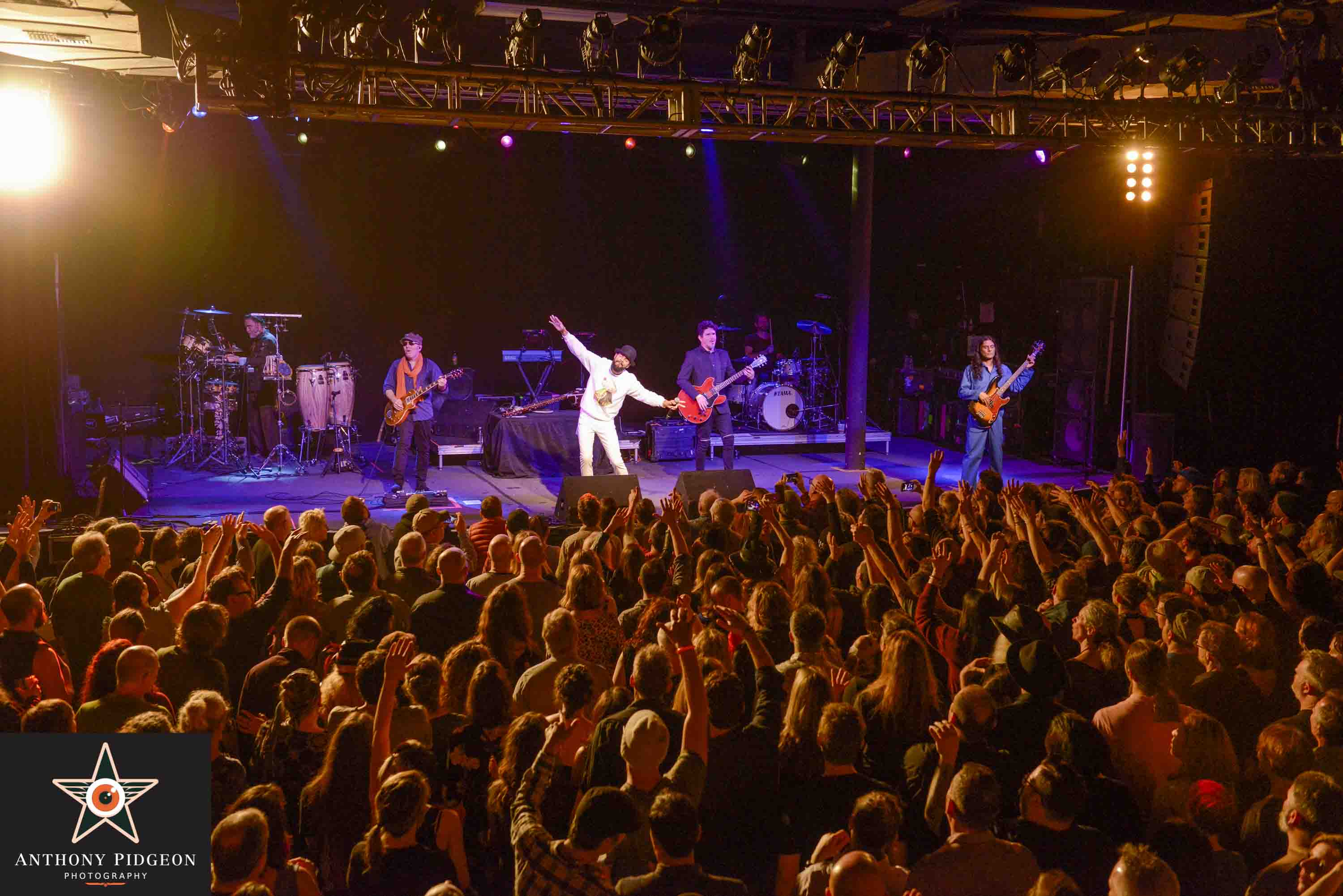 Thievery Corporation, Roseland Theater, photo by Anthony Pidgeon