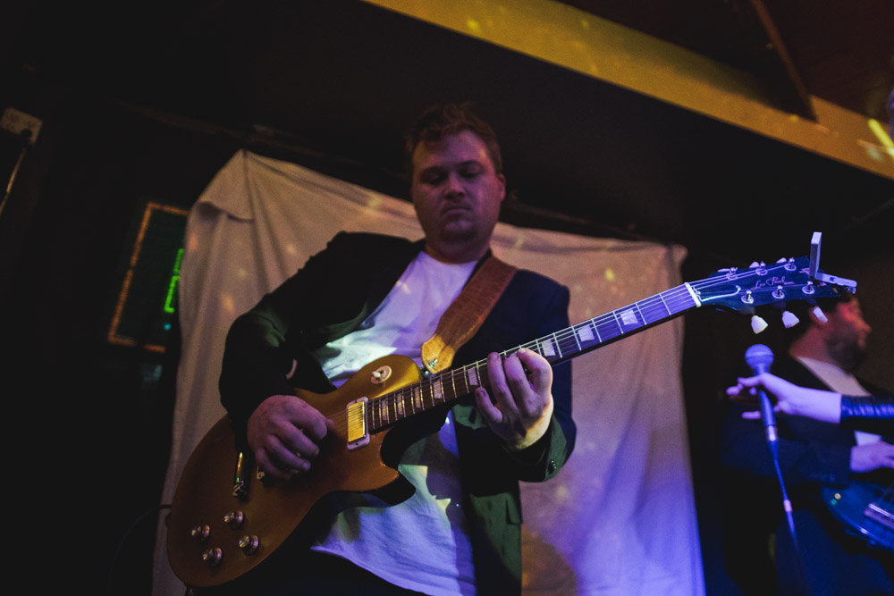 Sarah Wild, Starday Tavern, photo by Joe Bitters