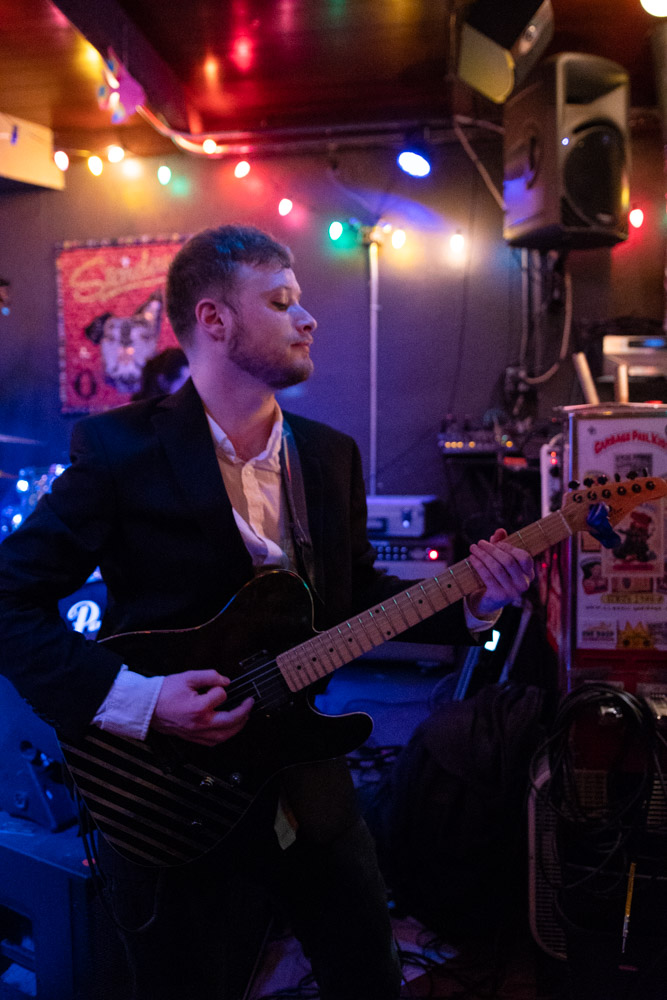 Sarah Wild, Starday Tavern, photo by Joe Bitters