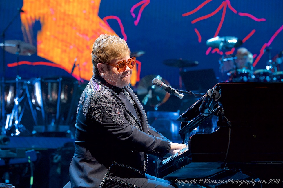 Elton John, Moda Center, photo by John Alcala