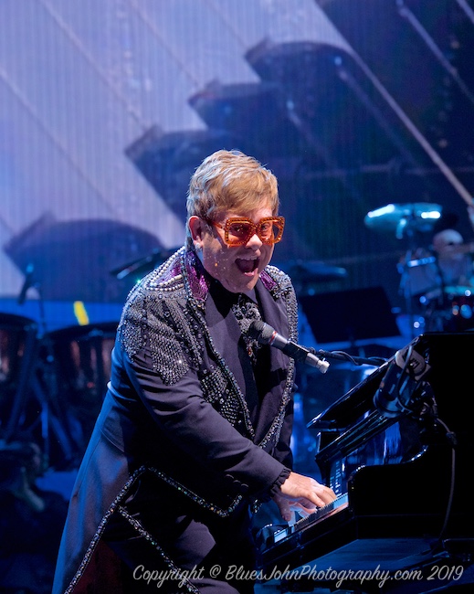 Elton John, Moda Center, photo by John Alcala