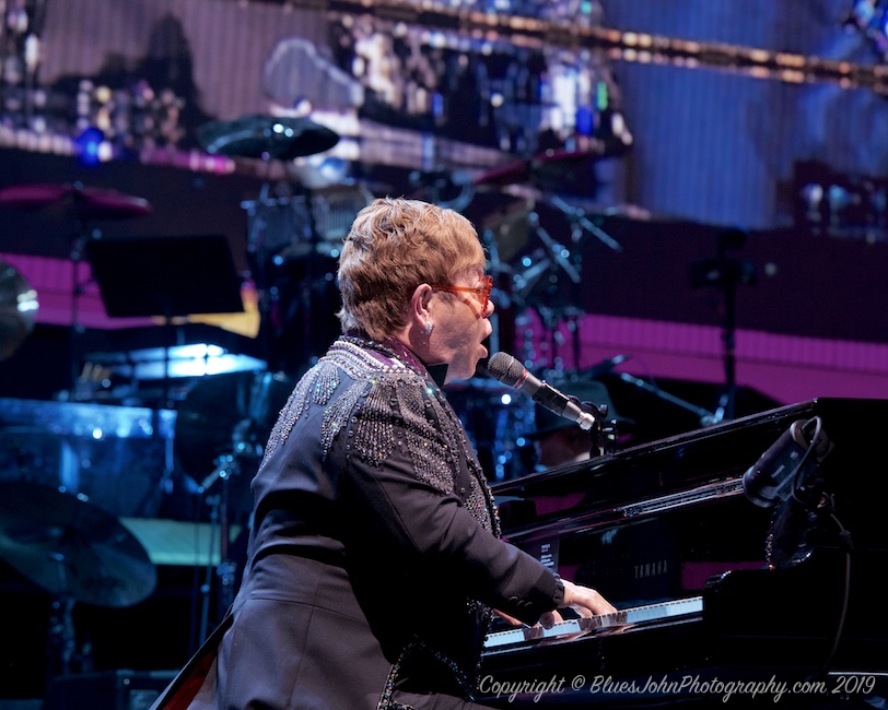 Elton John, Moda Center, photo by John Alcala